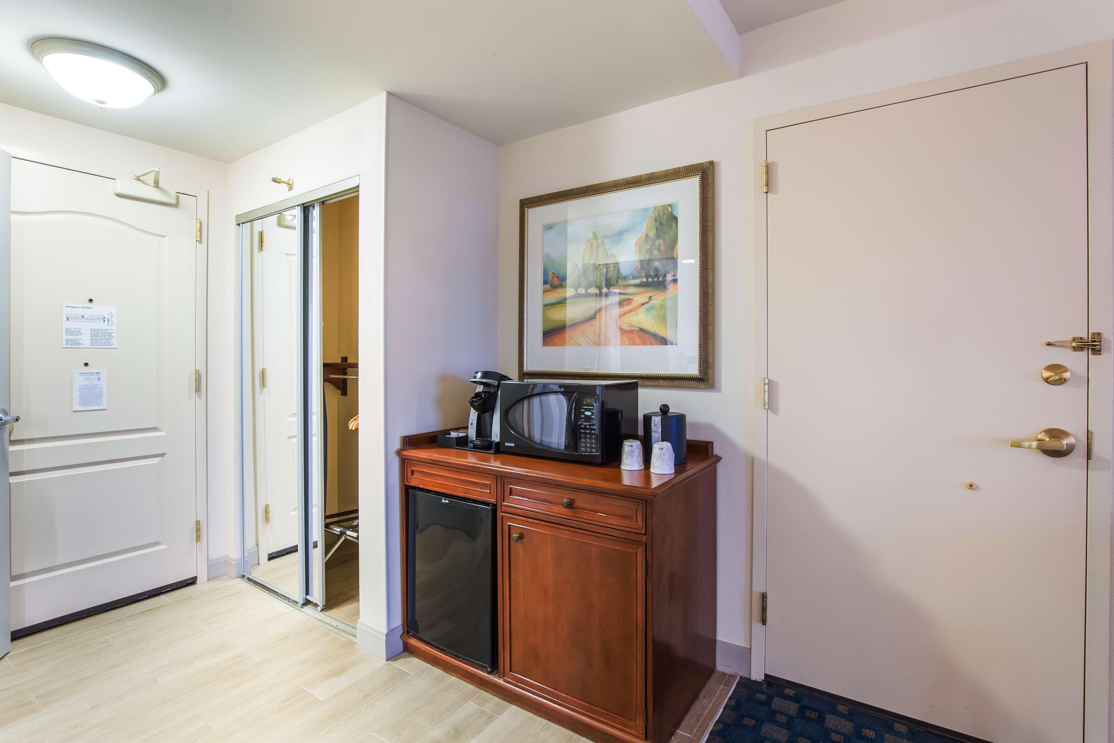 Hilton Garden Inn Suffolk Riverfront Exterior foto